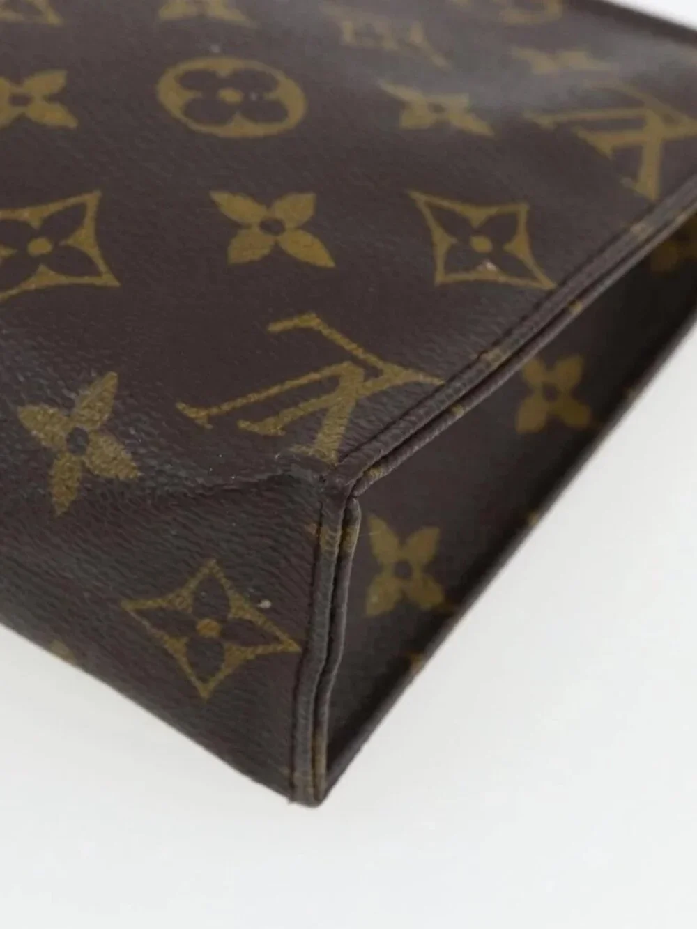 LOUIS VUITTON Monogram Poche Toilette 19 Pouch M47544 LV Auth 170581